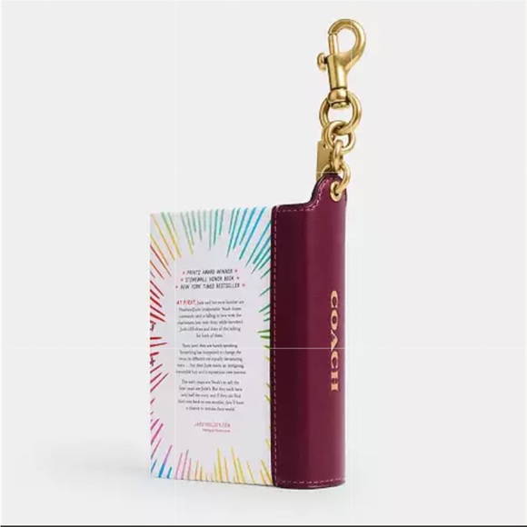 🌞📚🌞 COACH  I’LL GIVE YOU THE SUN BY JANDY NELSON BOOK BAG CHARM 🌞📚🌞 NWT 🌞📚🌞 - Picture 12 of 16